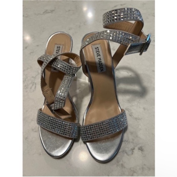 Steve Madden Silver Rhinestone Embellished Heels - Picture 1 of 8